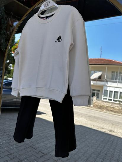 TAYTLI BEYAZ ADIDAS TAKIM